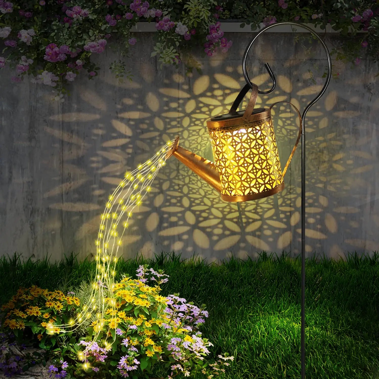 Metal Solar Waterfall Light Outdoor Solar Garden Light Solar Power Watering Can Lantern Waterproof for Garden Yard Patio Flower